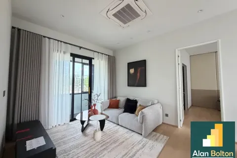 Casa de 4 dormitorios en Pattaya, Tailandia № 211040 - foto 12