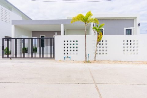 Villa in Hua Hin, Thailand 3 bedrooms № 154584 - photo 3