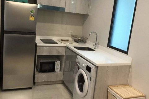 Студия в кондо в Патхум Ване, Бангкок, Таиланд № 136876 - фото 12