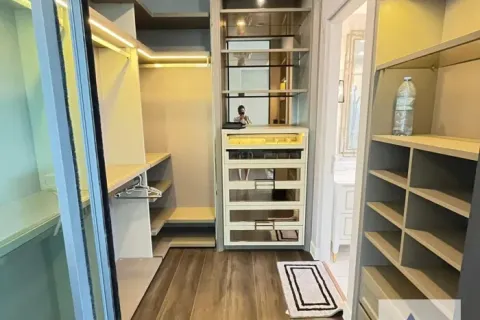 Haus in Bang Khen, Bangkok, Thailand 4 Schlafzimmer № 216011 - Foto 16
