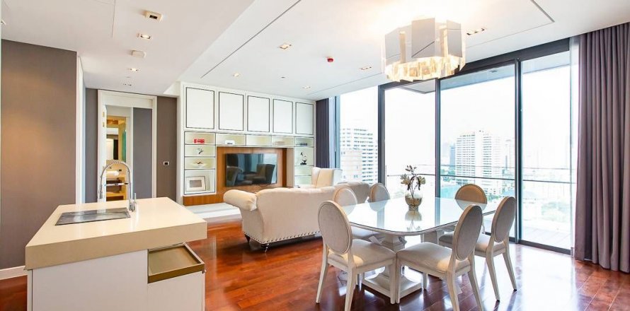 Кондоминиум с 2 спальнями в Ваттхане, Бангкок, Таиланд № 138047