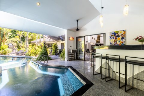 Villa in Phuket, Thailand 5 bedrooms № 137125 - photo 7