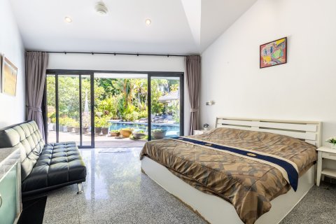Villa in Phuket, Thailand 5 bedrooms № 137125 - photo 21