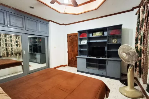 Villa in Ban Chang, Thailand 3 bedrooms № 137123 - photo 16