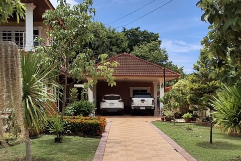 Villa in Ban Chang, Thailand 3 bedrooms № 137123 - photo 8