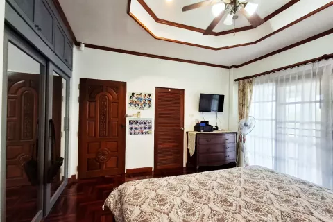 Villa in Ban Chang, Thailand 3 bedrooms № 137123 - photo 24