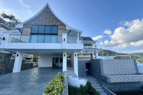 Villa in Chalong, Thailand 4 bedrooms № 118406 - photo 1