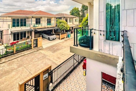 Дом в Суан Луанге, Бангкок, Таиланд с 3 спальнями  № 118403 - фото 8