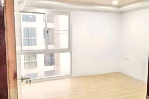 Condo à Bangkok, Thaïlande, 5 chambres № 118402 - photo 9