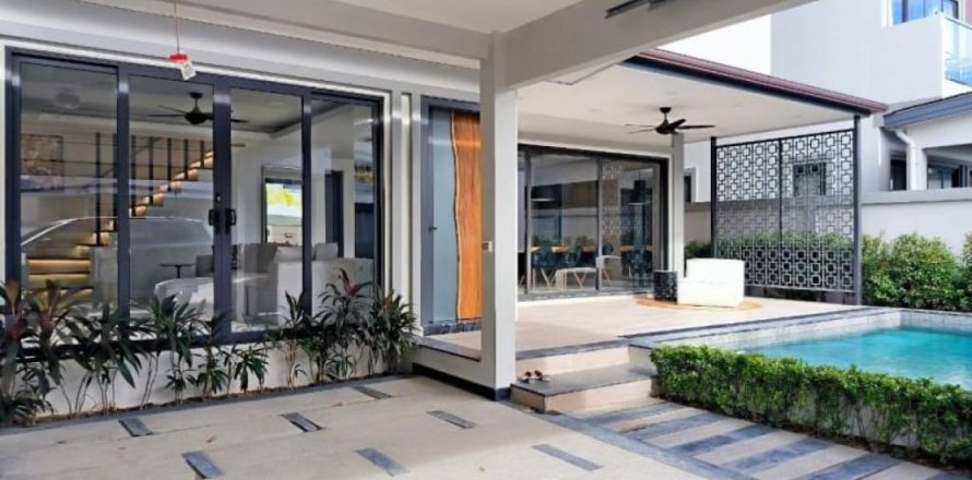 Villa in Bang Lamung, Thailand 3 bedrooms № 118407