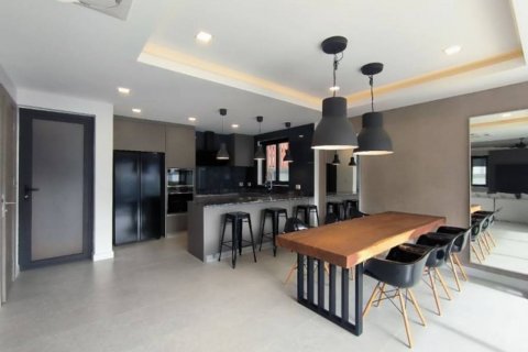 Villa in Bang Lamung, Thailand 3 bedrooms № 118407 - photo 5