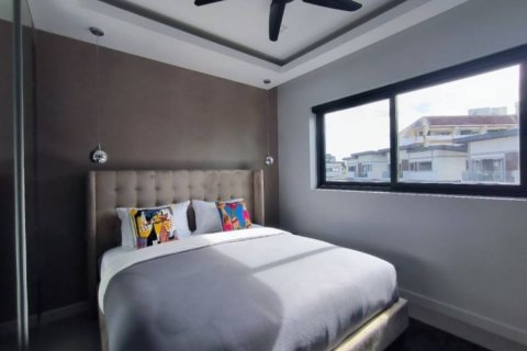 Villa in Bang Lamung, Thailand 3 bedrooms № 118407 - photo 9