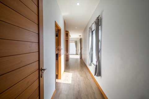 Maison à Pattaya, Thaïlande 3 chambres № 134800 - photo 13