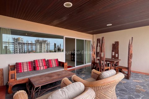 Condo in Bang Lamung, Thailand, 1 bedroom  № 134798 - photo 13