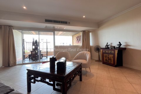 Condo in Bang Lamung, Thailand, 1 bedroom  № 134798 - photo 3