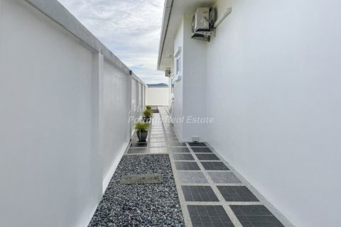 Дом в Саттахипе, Таиланд с 3 спальнями  № 134796 - фото 4