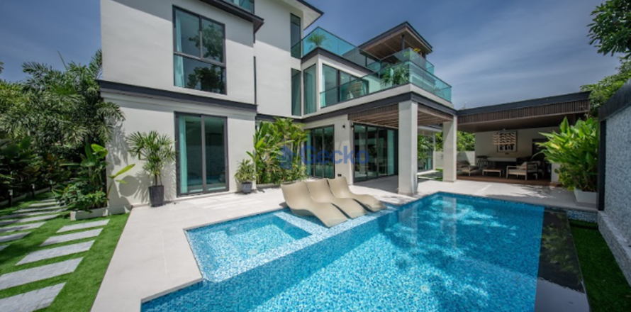 Maison à Pattaya, Thaïlande 6 chambres № 196146