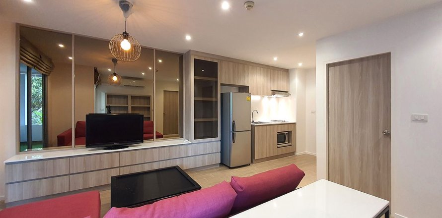 Студия в кондо в Ваттхане, Бангкок, Таиланд № 153341