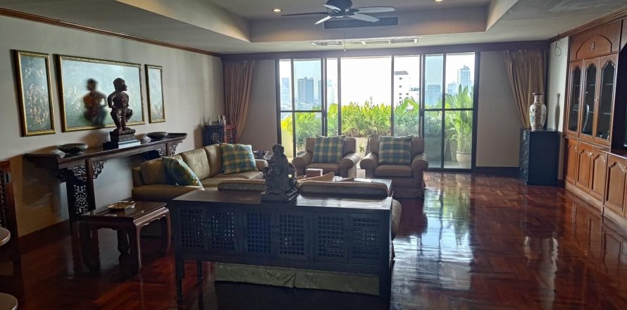 Кондоминиум с 3 спальнями в Ваттхане, Бангкок, Таиланд № 153340