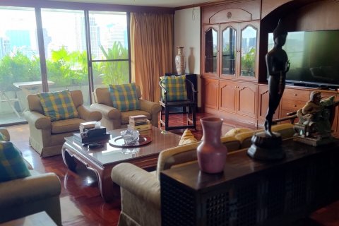 Кондоминиум с 3 спальнями в Ваттхане, Бангкок, Таиланд № 153340 - фото 4