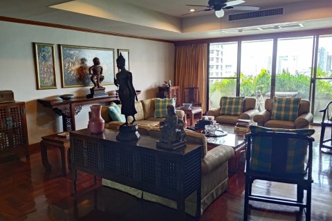 Кондоминиум с 3 спальнями в Ваттхане, Бангкок, Таиланд № 153340 - фото 2