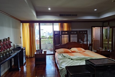 Кондоминиум с 3 спальнями в Ваттхане, Бангкок, Таиланд № 153340 - фото 19