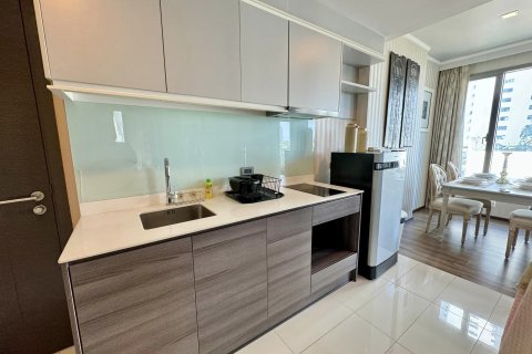 Студия в кондо в Ваттхане, Бангкок, Таиланд № 153339 - фото 2