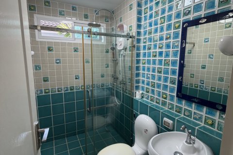 House in Bang Kapi, Bangkok, Thailand 3 bedrooms № 156424 - photo 20