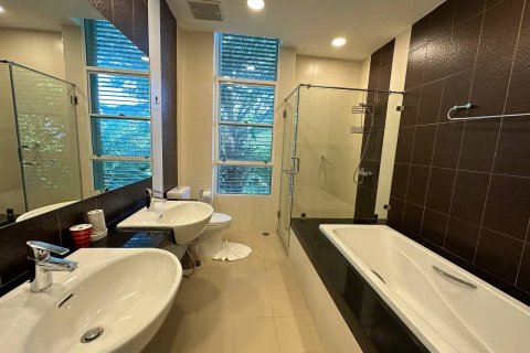 Condo à Phuket, Thaïlande, 3 chambres № 151481 - photo 14