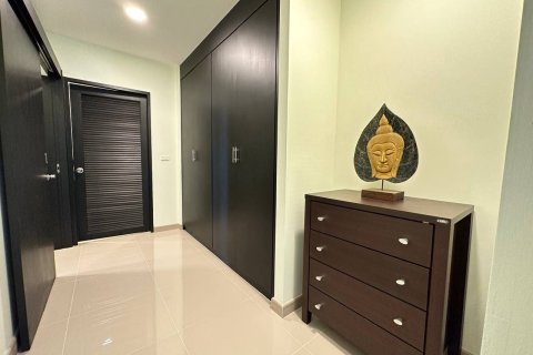 Condo à Phuket, Thaïlande, 3 chambres № 151481 - photo 29