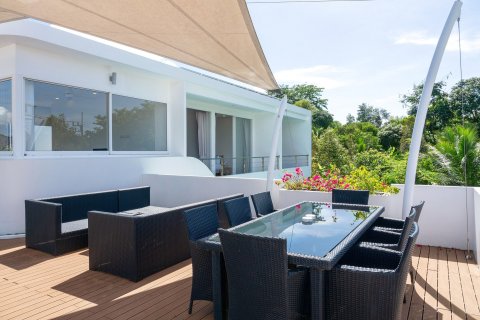 Villa in Phuket, Thailand 4 bedrooms № 151482 - photo 28