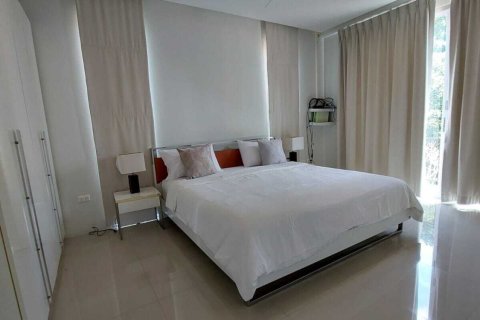 Таунхаус в Пхукете, Таиланд с 4 спальнями  № 172149 - фото 4