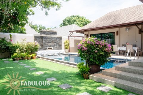Villa in Rawai, Thailand 2 bedrooms № 179670 - photo 12