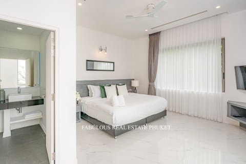 Villa in Kamala, Thailand 6 bedrooms № 179665 - photo 13