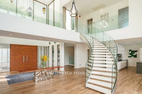 Villa in Kamala, Thailand 6 bedrooms № 179665 - photo 9