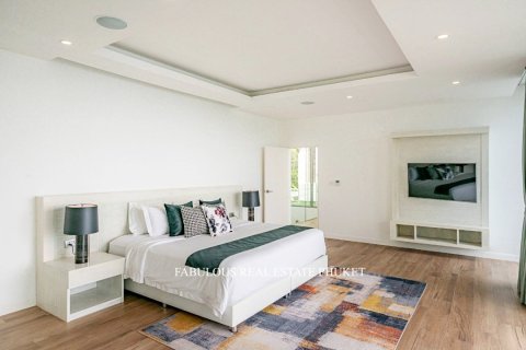 Villa in Kamala, Thailand 6 bedrooms № 179665 - photo 3
