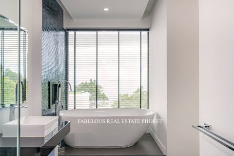 Villa in Kamala, Thailand 6 bedrooms № 179665 - photo 14