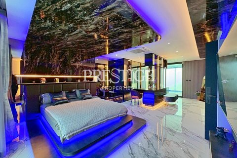 House in Pattaya, Thailand 7 bedrooms № 233242 - photo 21