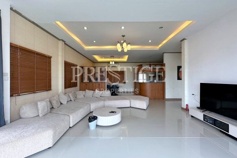 Haus in Pattaya, Thailand 6 Schlafzimmer № 233240 - Foto 5