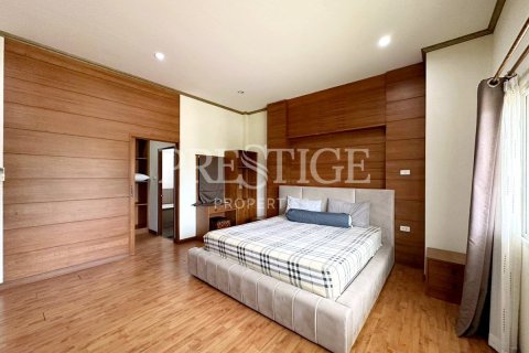 Haus in Pattaya, Thailand 6 Schlafzimmer № 233240 - Foto 12