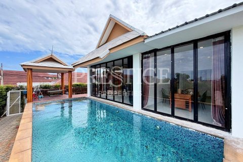 Haus in Pattaya, Thailand 6 Schlafzimmer № 233240 - Foto 2