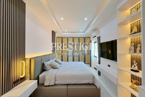 Haus in Pattaya, Thailand 4 Schlafzimmer № 233245 - Foto 13