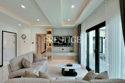 Haus in Pattaya, Thailand 4 Schlafzimmer № 233245 - Foto 5
