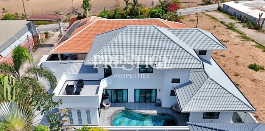 Haus in Pattaya, Thailand 4 Schlafzimmer № 233245