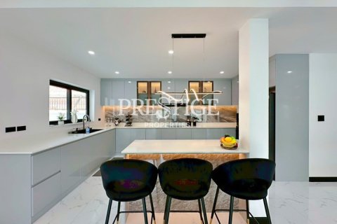 Haus in Pattaya, Thailand 4 Schlafzimmer № 233245 - Foto 9