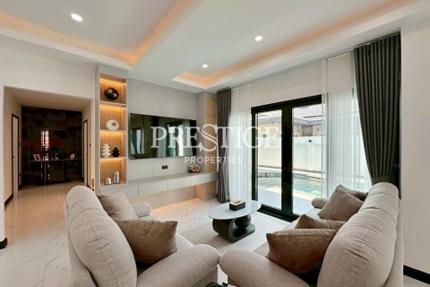 Haus in Pattaya, Thailand 4 Schlafzimmer № 233245 - Foto 3