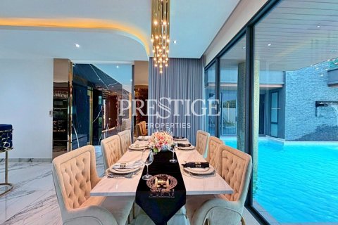 Haus in Pattaya, Thailand 7 Schlafzimmer № 233243 - Foto 8