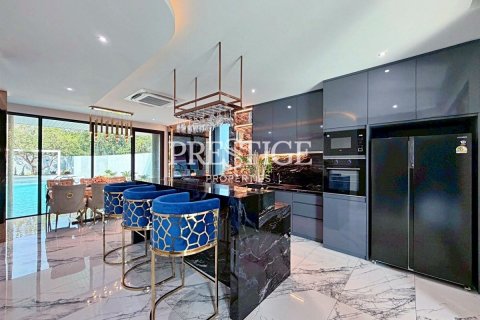 Haus in Pattaya, Thailand 7 Schlafzimmer № 233243 - Foto 9