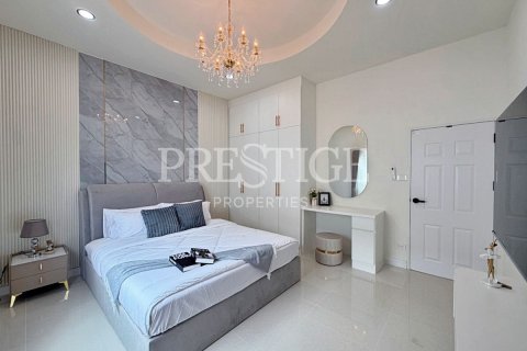 Haus in Pattaya, Thailand 3 Schlafzimmer № 233241 - Foto 24