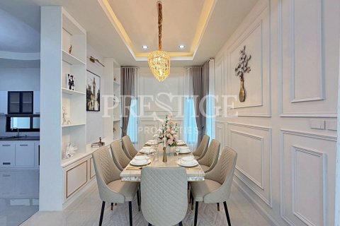 Haus in Pattaya, Thailand 3 Schlafzimmer № 233241 - Foto 7